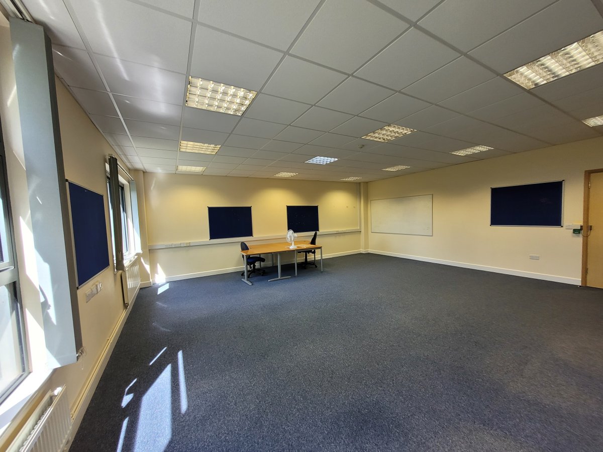 Office in Chatteris - photo 3