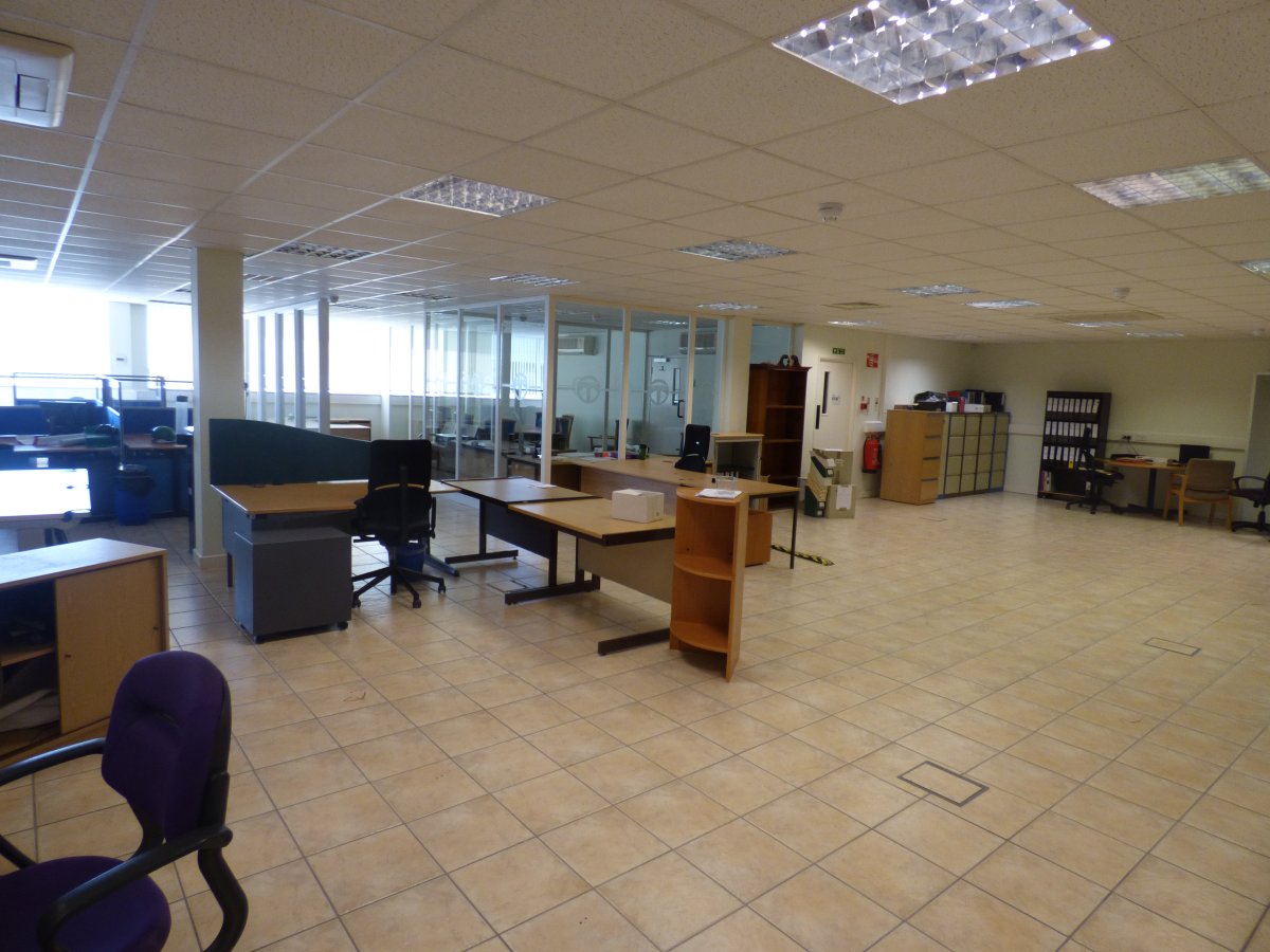Office in St Neots - photo 2