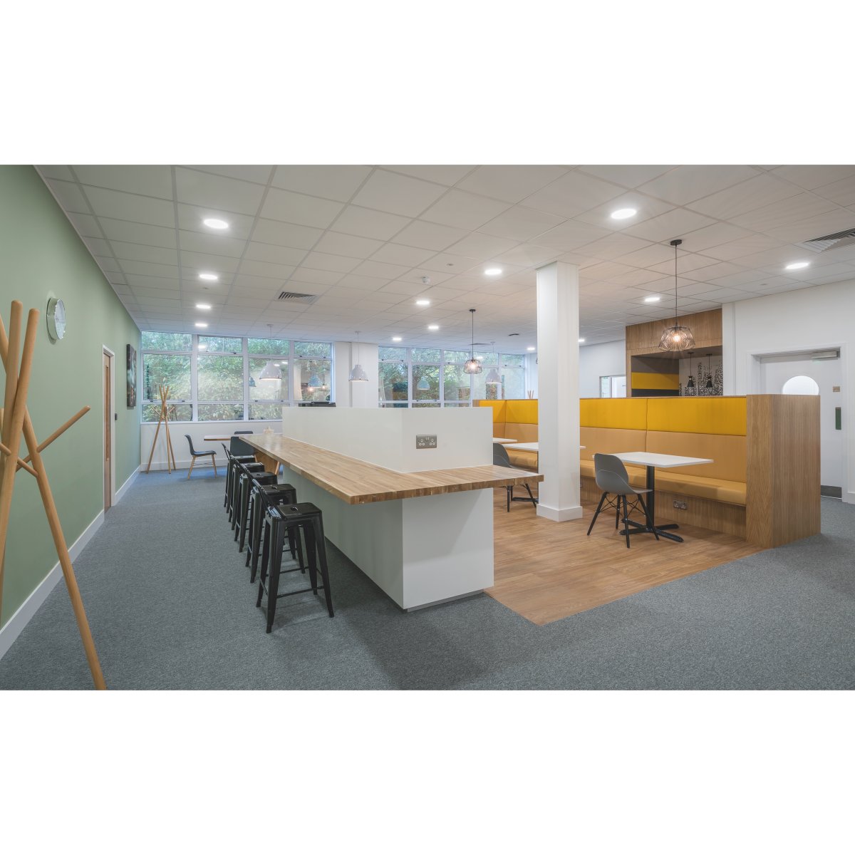 Office in Huntingdon - photo 3