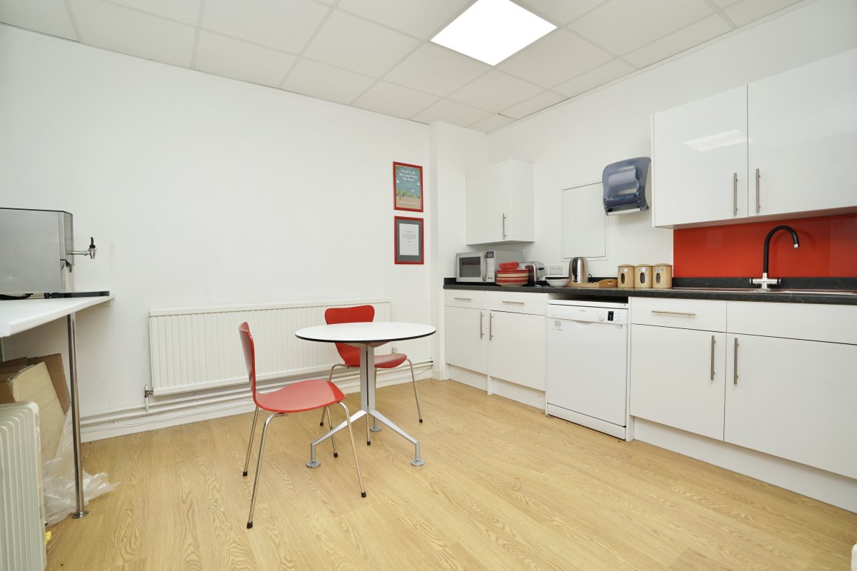 Office in Huntingdon - photo 4