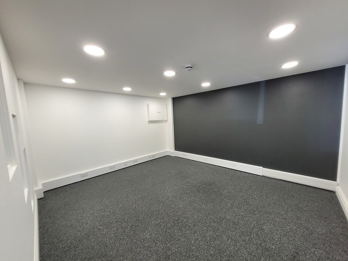 Office in Cambridge - photo 3