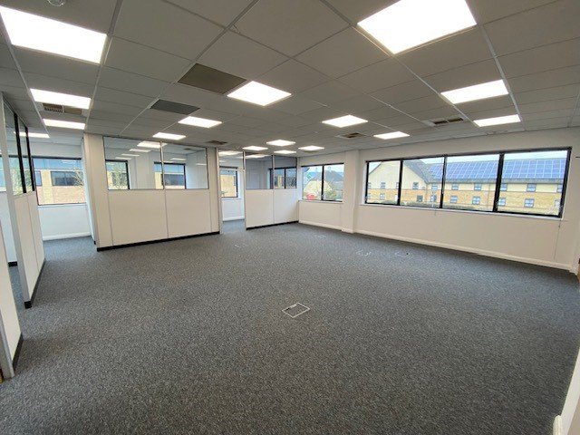 Office in St Neots - photo 2