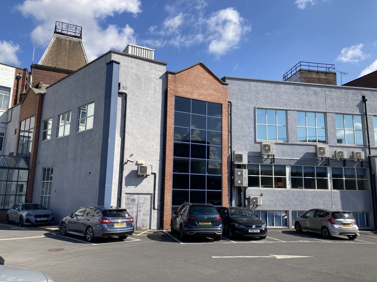 Office in Sheffield - photo 4