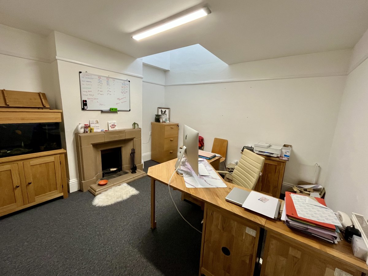Office in Waterlooville - photo 2