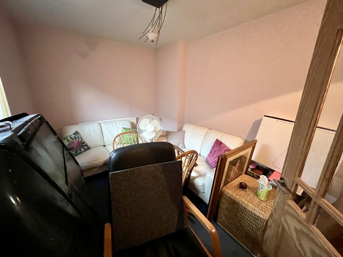 Office in Waterlooville - photo 3