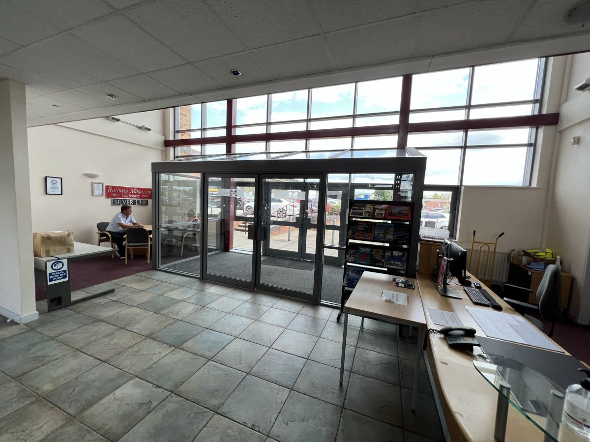 Office in Horncastle - photo 3
