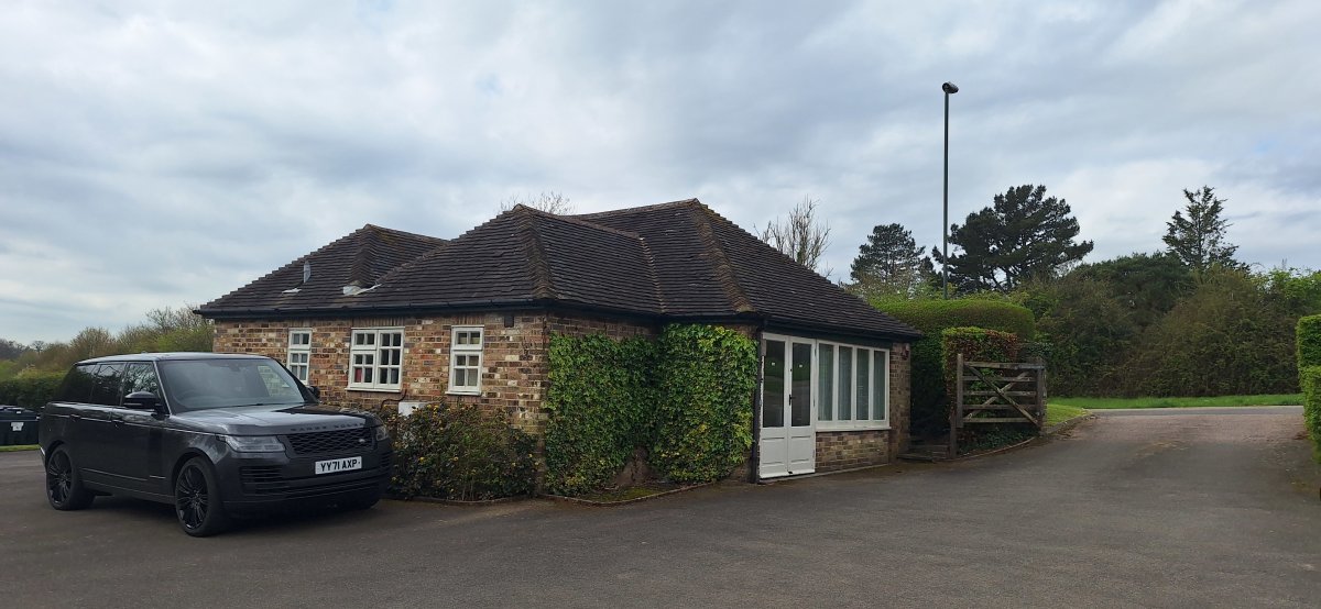 Office in Bolney - photo 3