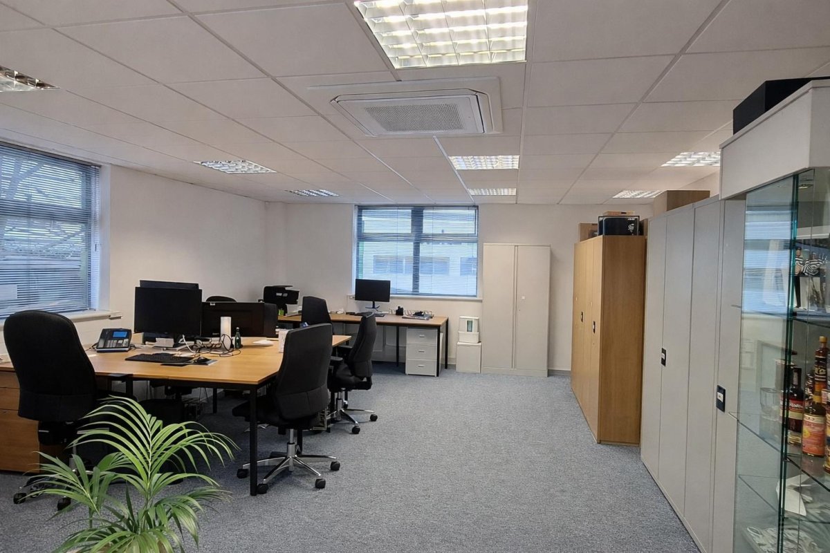 Office in Horsham - photo 3