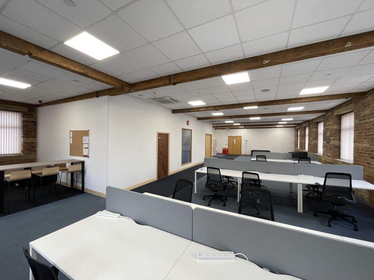 Office in Halifax - photo 3