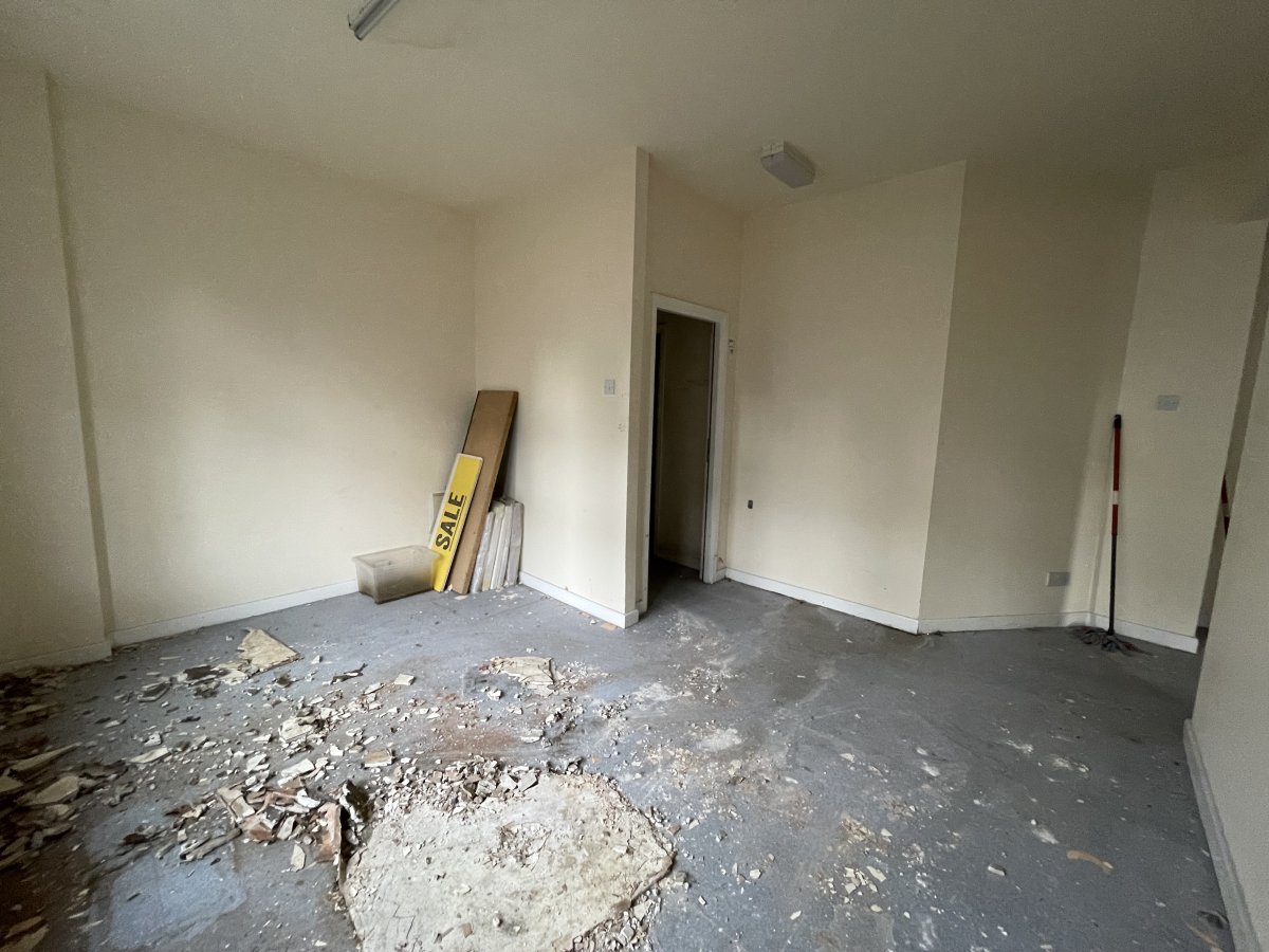 Office in Halifax - photo 3