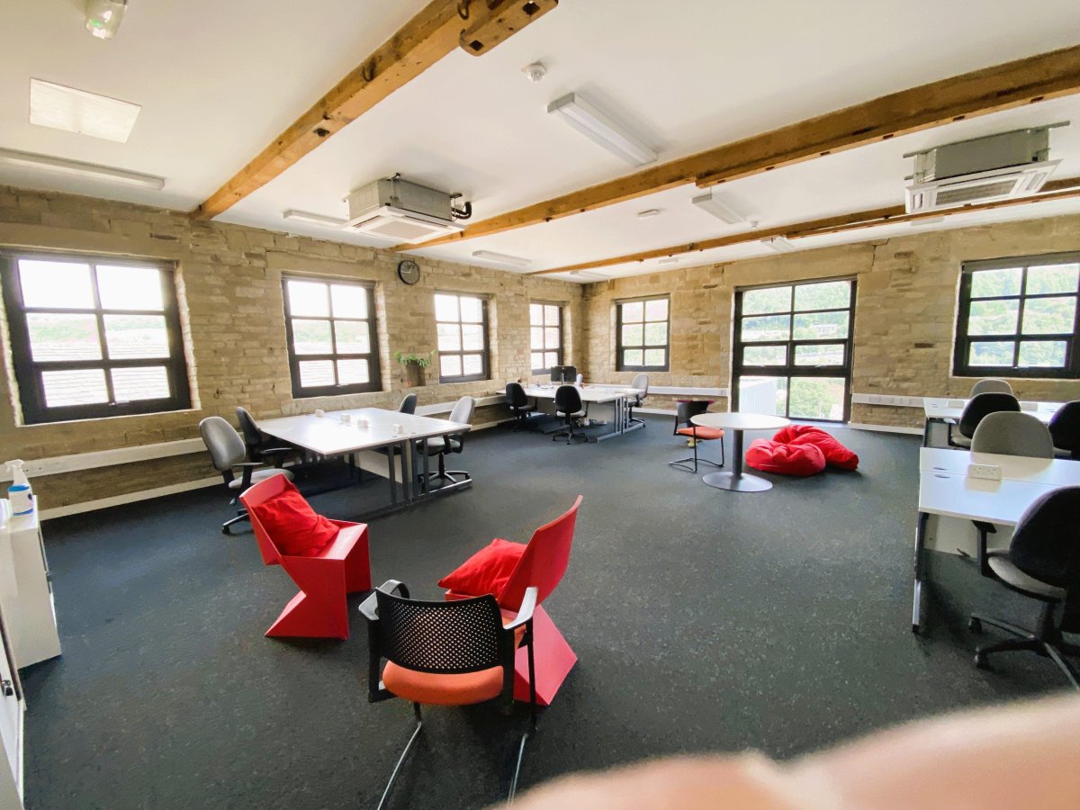 Office in Halifax - photo 3
