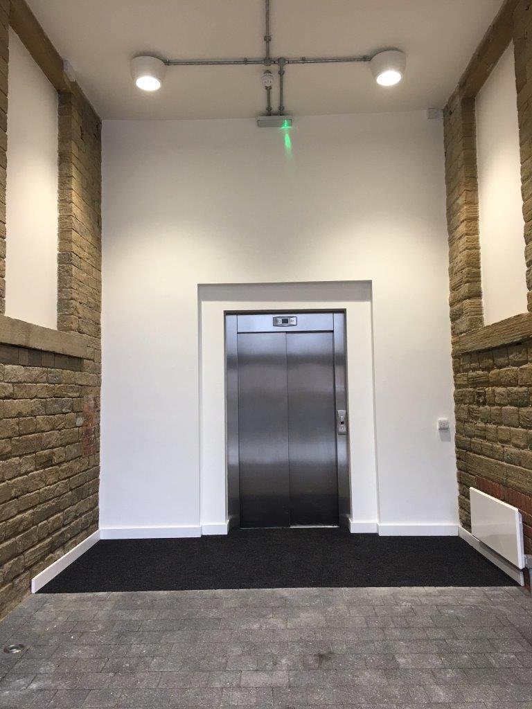 Office in Halifax - photo 4