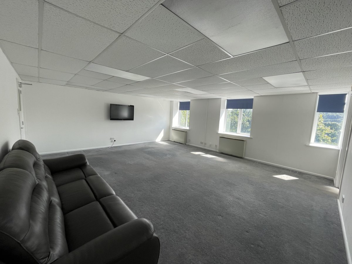 Office in Halifax - photo 3