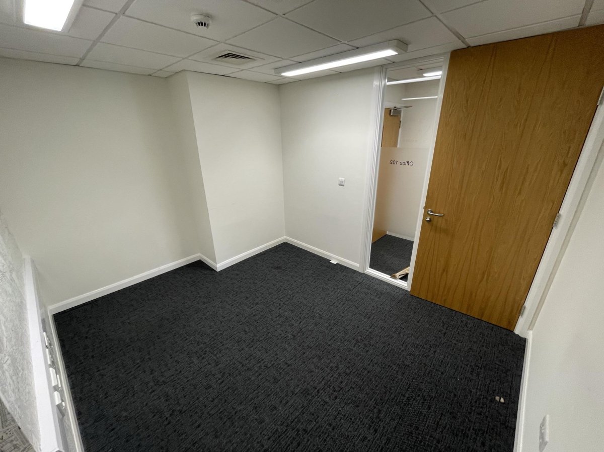 Office in Halifax - photo 2