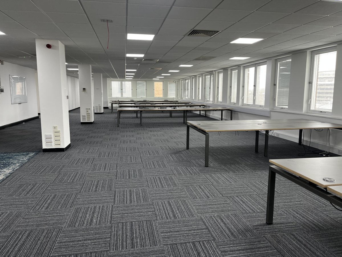 Office in Leicester - photo 3