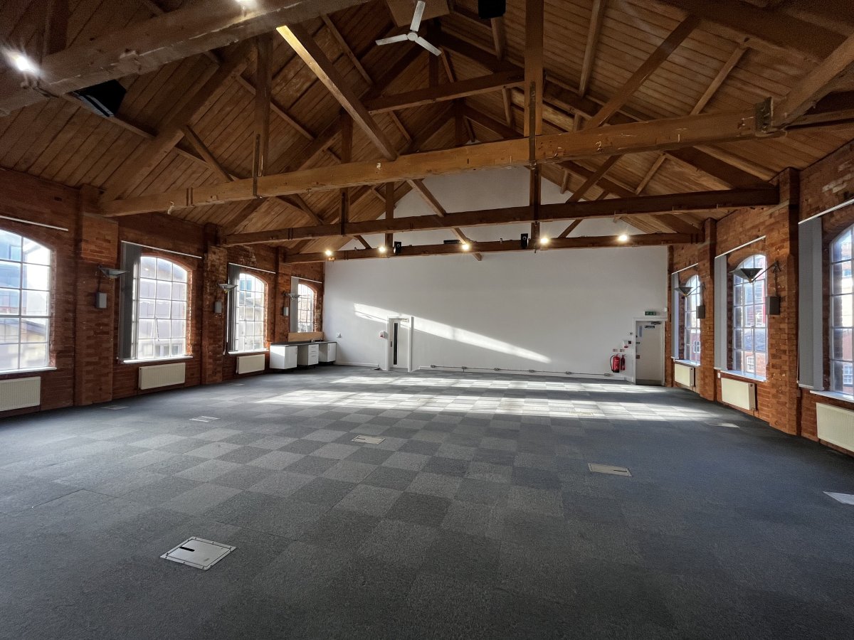Office in Leicester - photo 2