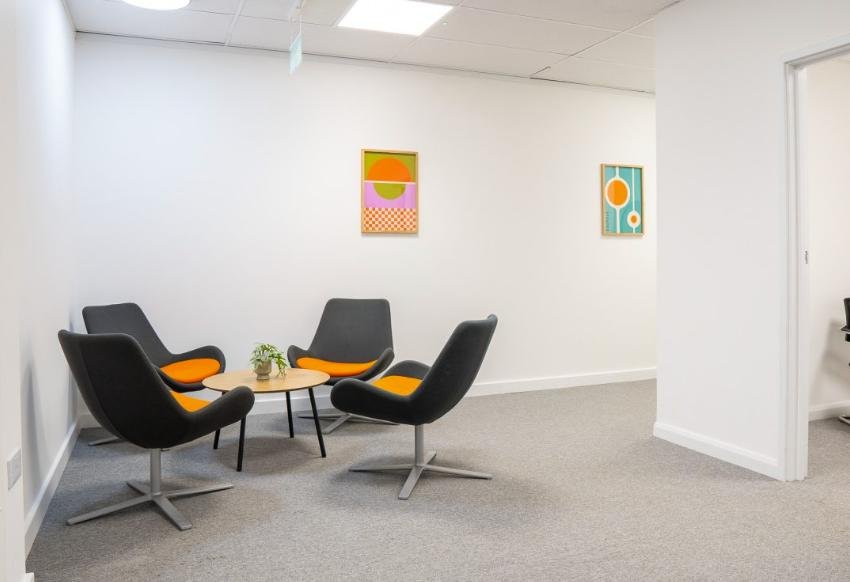 Office in Leeds - photo 4