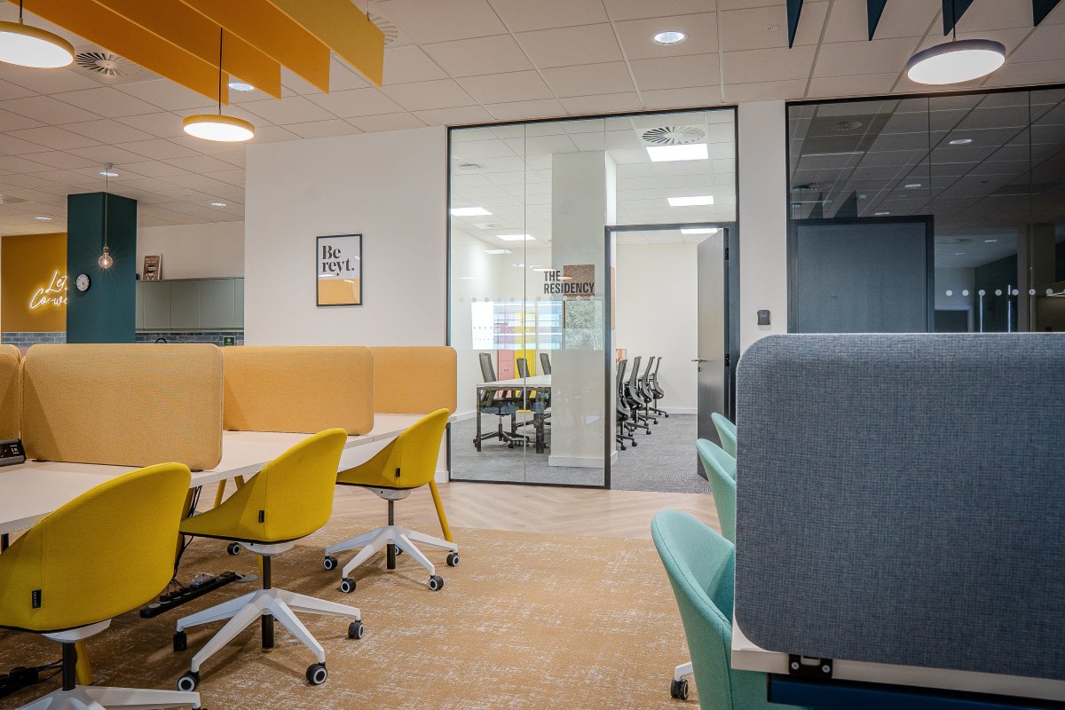 Office in Leeds - photo 3