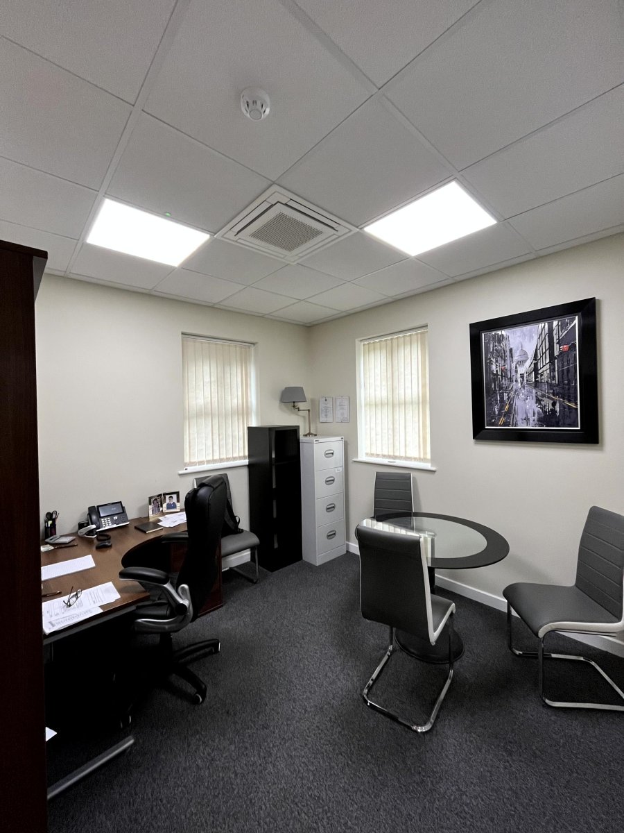 Office in Earls Colne - photo 4