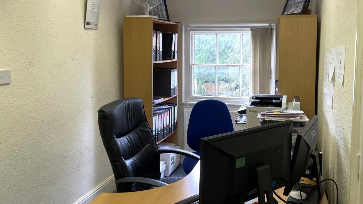 Office in Lutterworth - photo 3