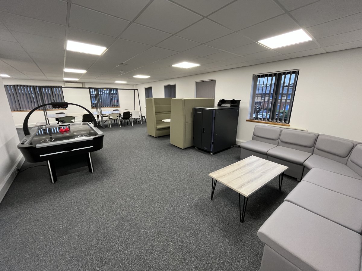 Office in Lutterworth - photo 2