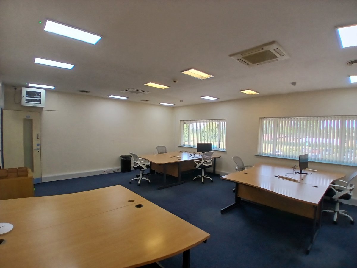 Office in St Neots - photo 2