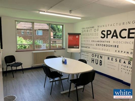 Office in Bicester - photo 3