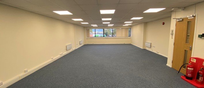 Office in Derby - photo 2