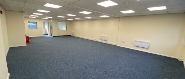 Office in Derby - photo 3