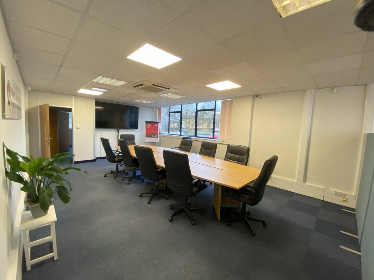 Office in Derby - photo 3