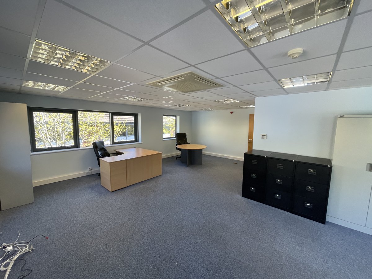 Office in Needwood - photo 2