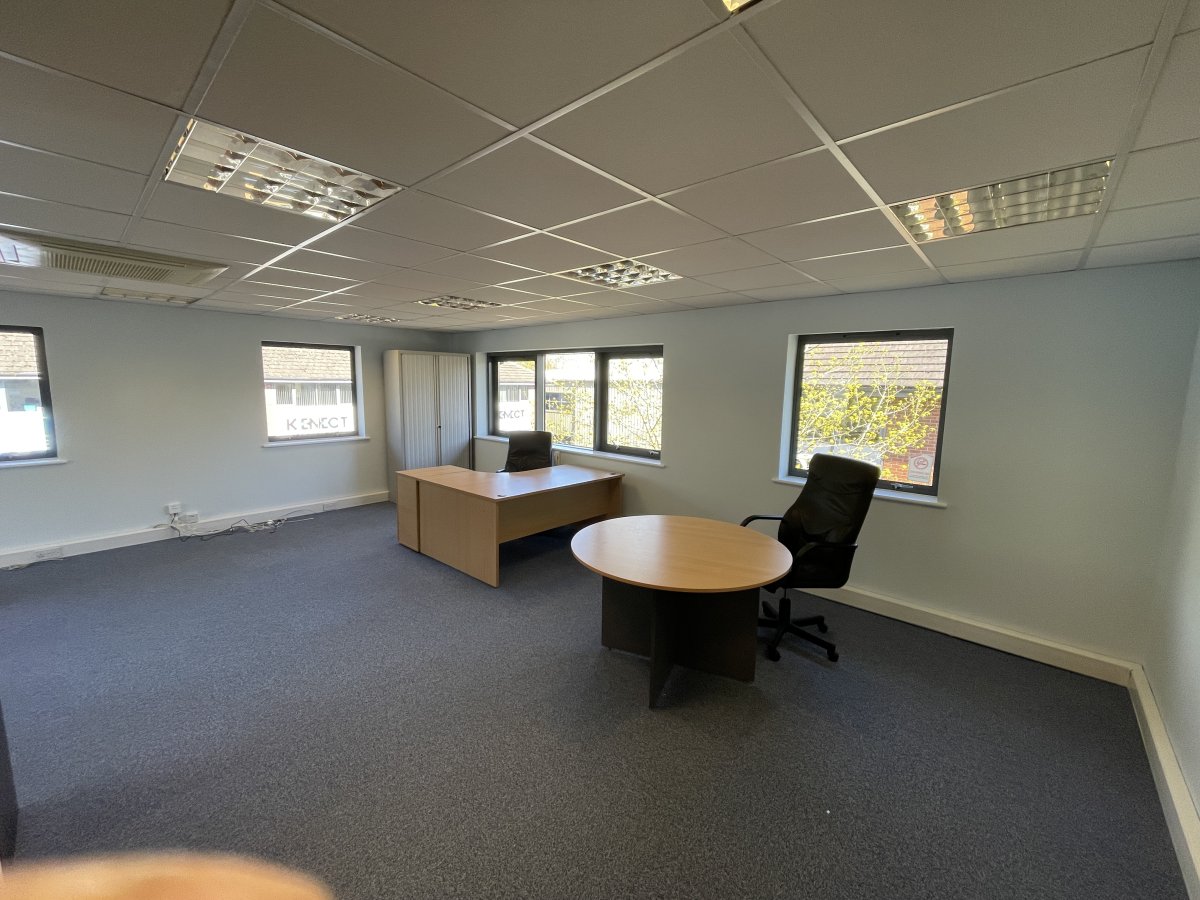 Office in Needwood - photo 4
