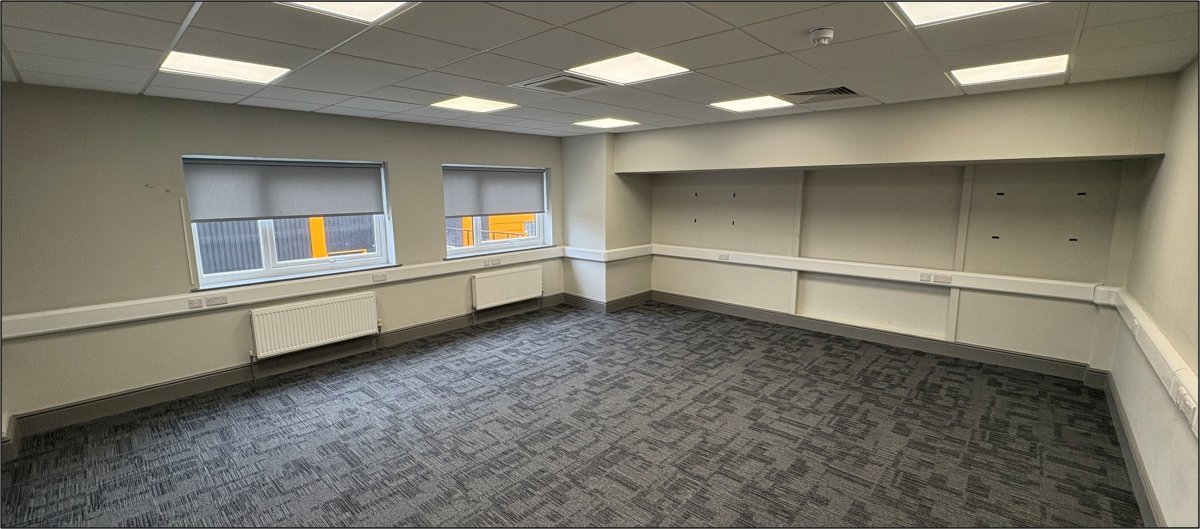 Office in Derby - photo 3