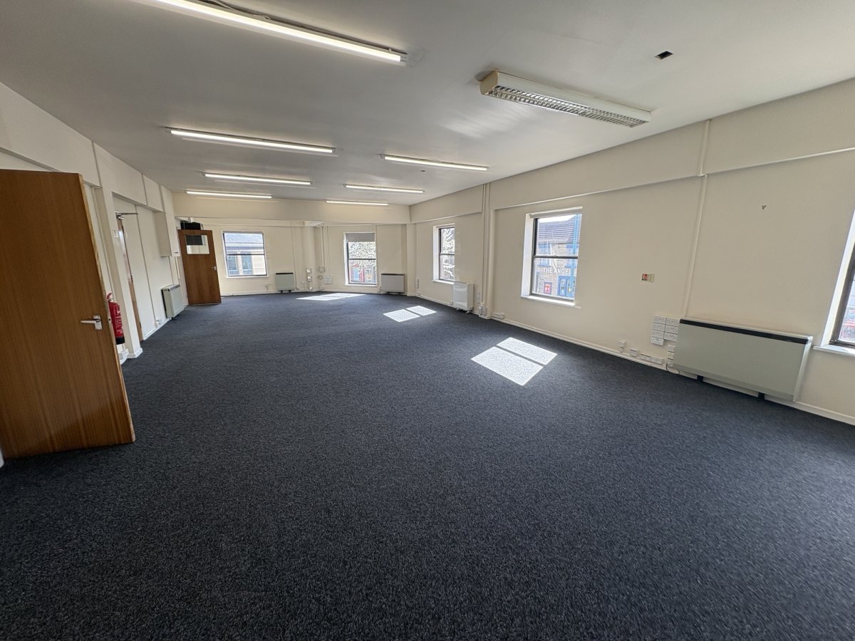 Office in Mansfield Woodhouse - photo 2