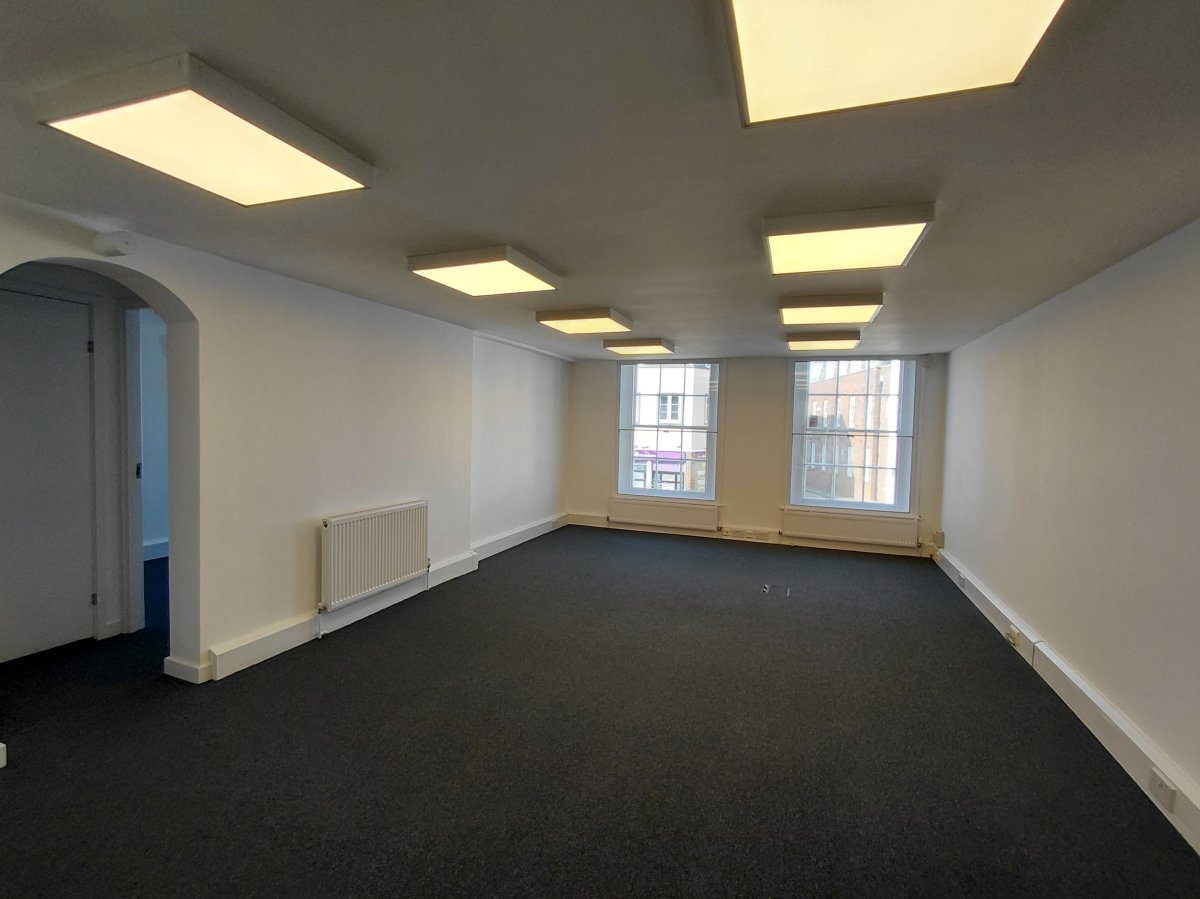 Office in Westerham - photo 2
