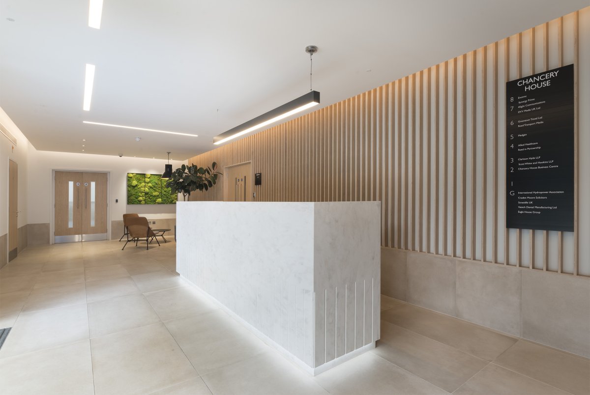 Office in Sutton - photo 2