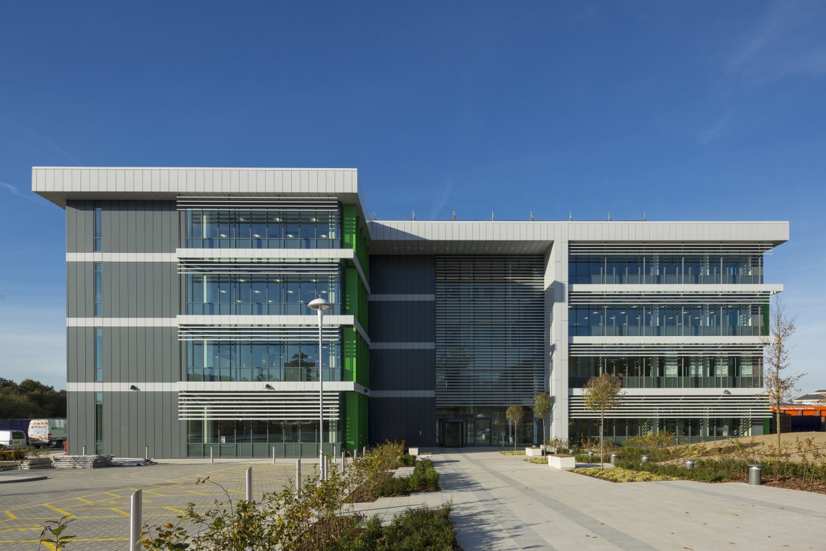 Office To Let, Crawley, West Sussex