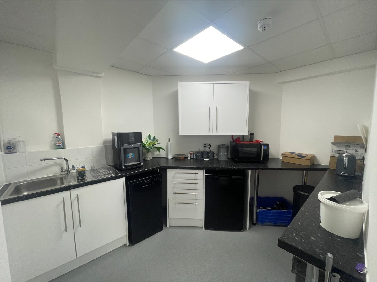 Office in Brighton - photo 4