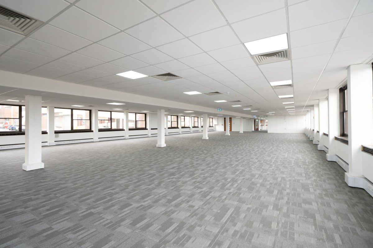 Office in Bromley - photo 3