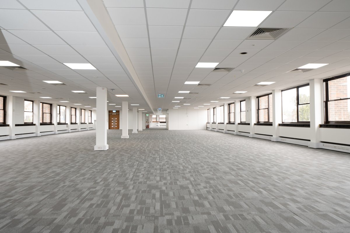 Office in Bromley - photo 4