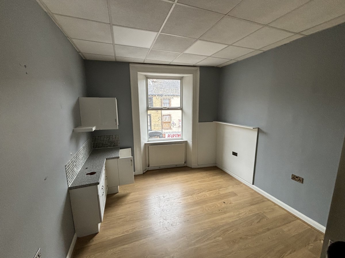 Office in Halifax - photo 4
