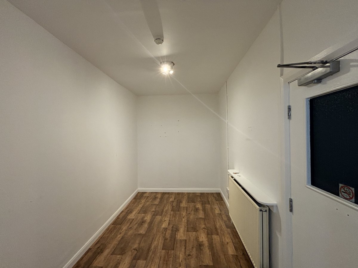 Office in Halifax - photo 3