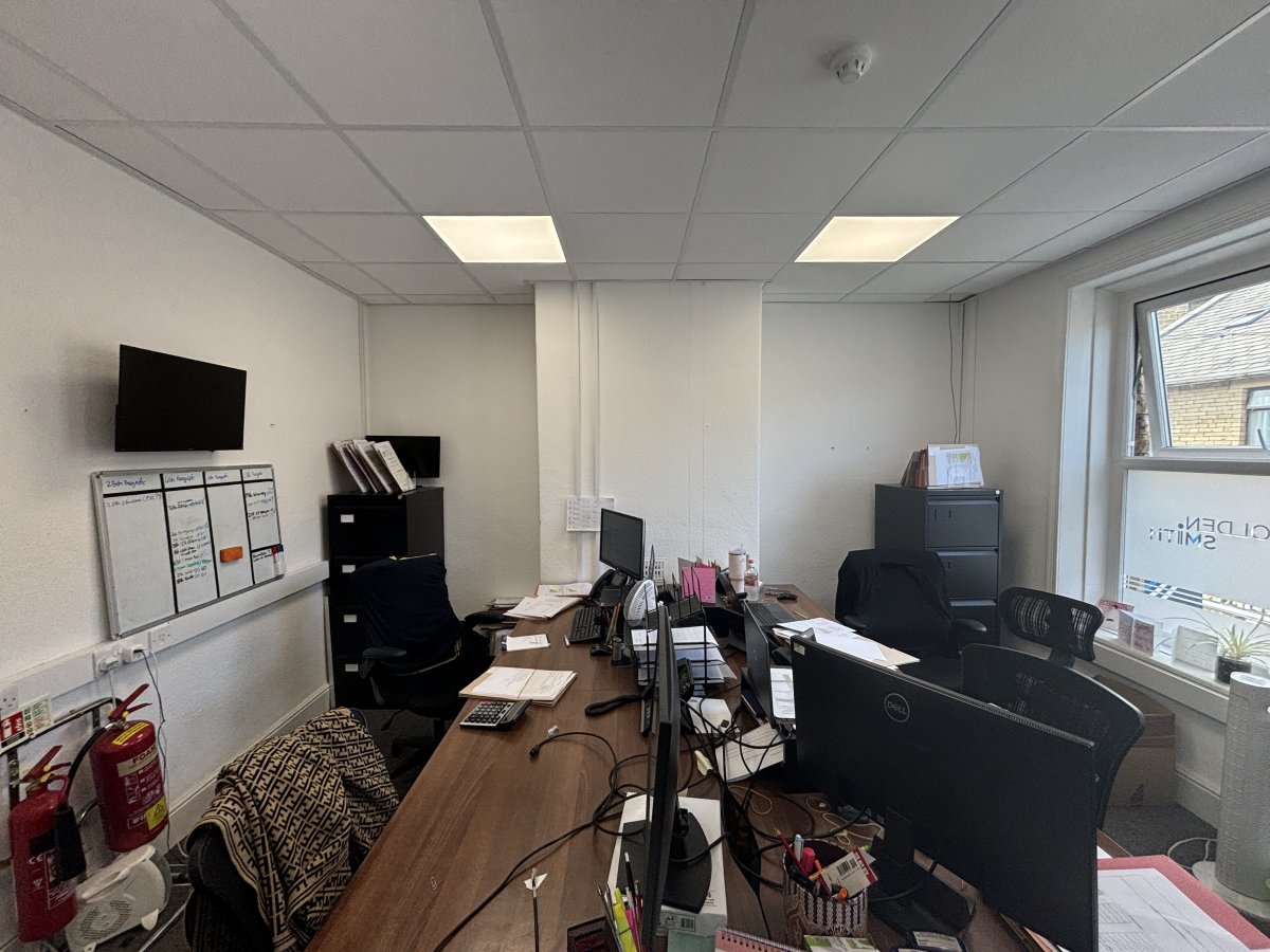 Office in Halifax - photo 4