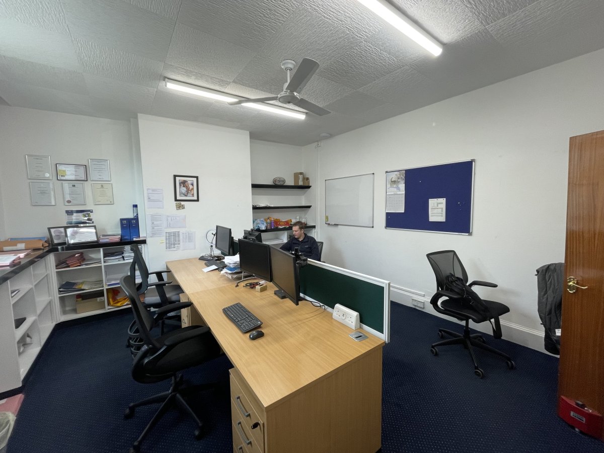 Office in Halifax - photo 2