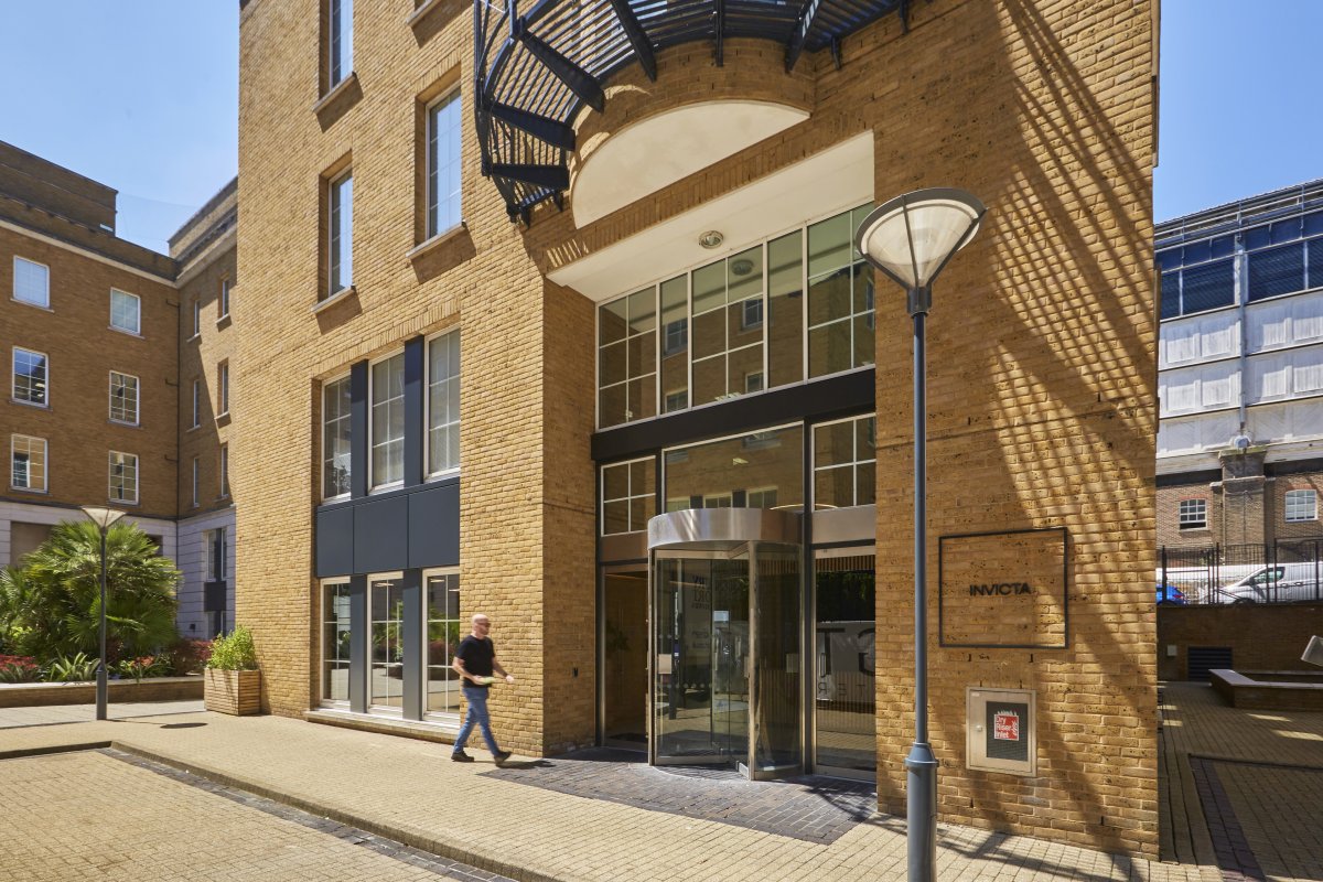 Office in Brighton - photo 3