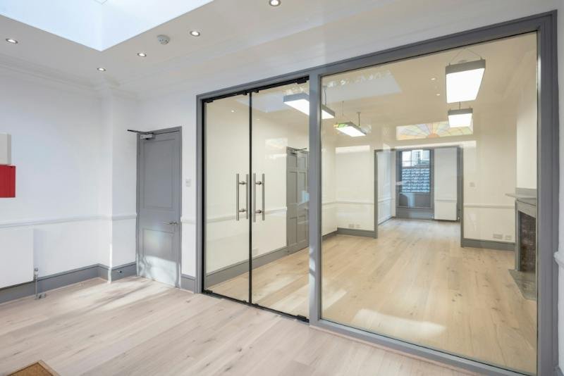 Office in London - photo 4