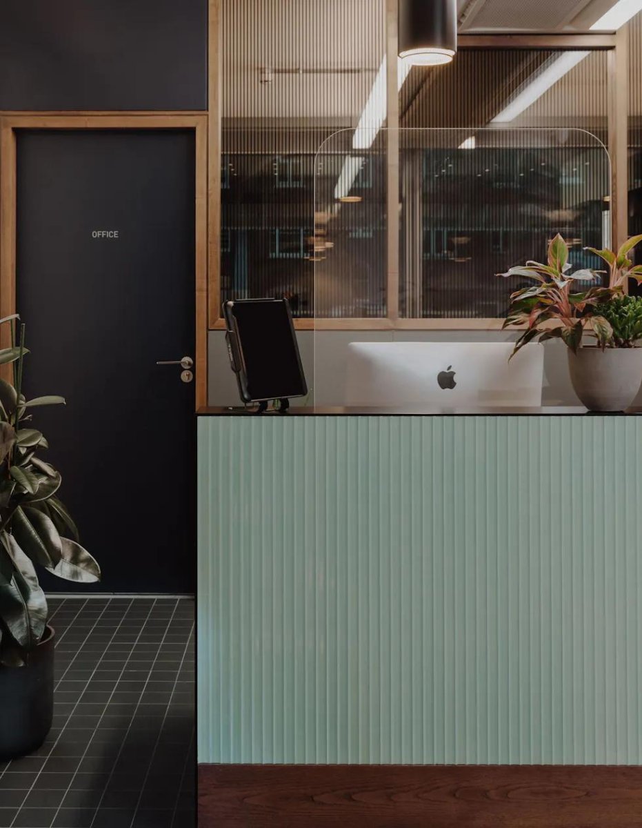 Office in London - photo 2