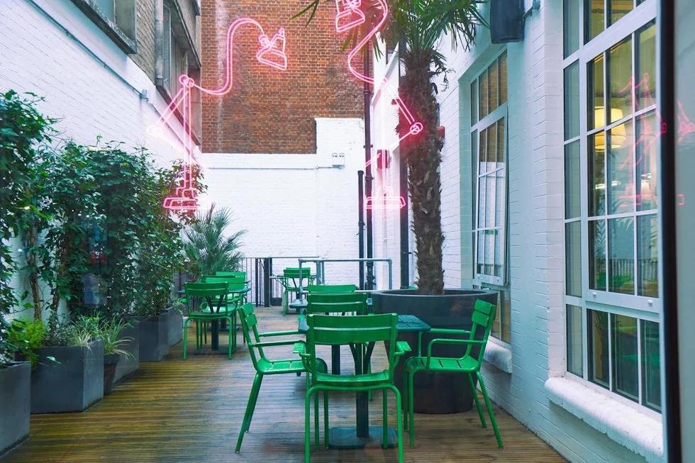 Office in London - photo 4