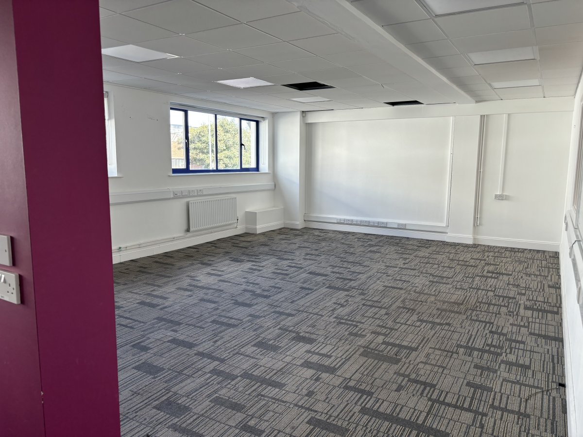 Office in Hove - photo 2