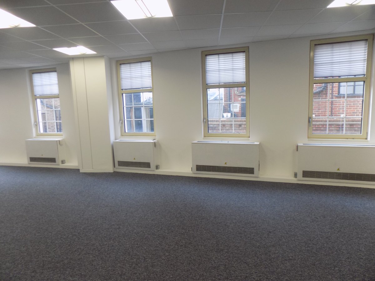 Office in Kingston on Thames - photo 3